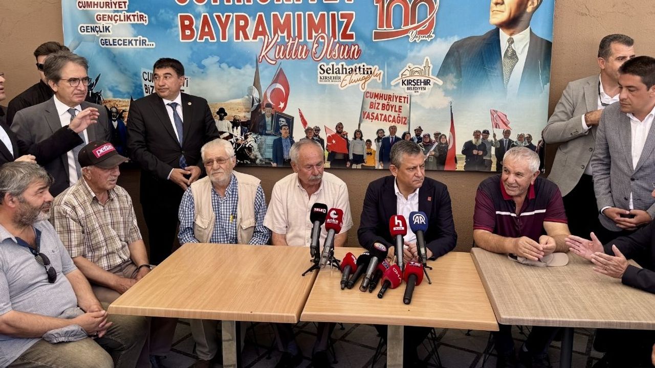 20 Yıllık AK Parti üyesi: Ekmek alacak durumda değilim, artık oy vermeyeceğim