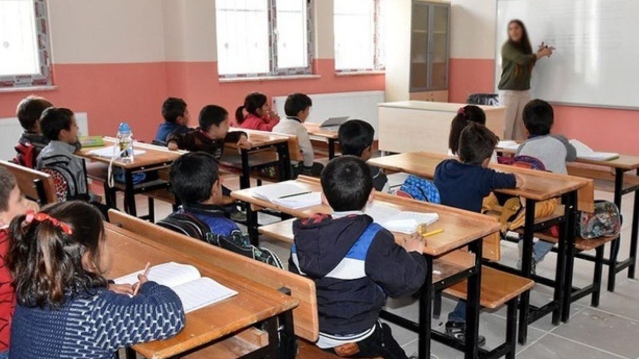 2025-2026 MEB takvimi belli oldu! Okullar ne zaman açılıyor?