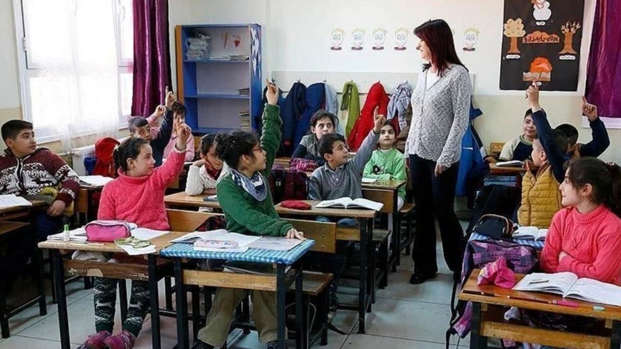 AGS sonuçları açıklandı! Öğretmen atamasında branşlar için geri sayım başladı