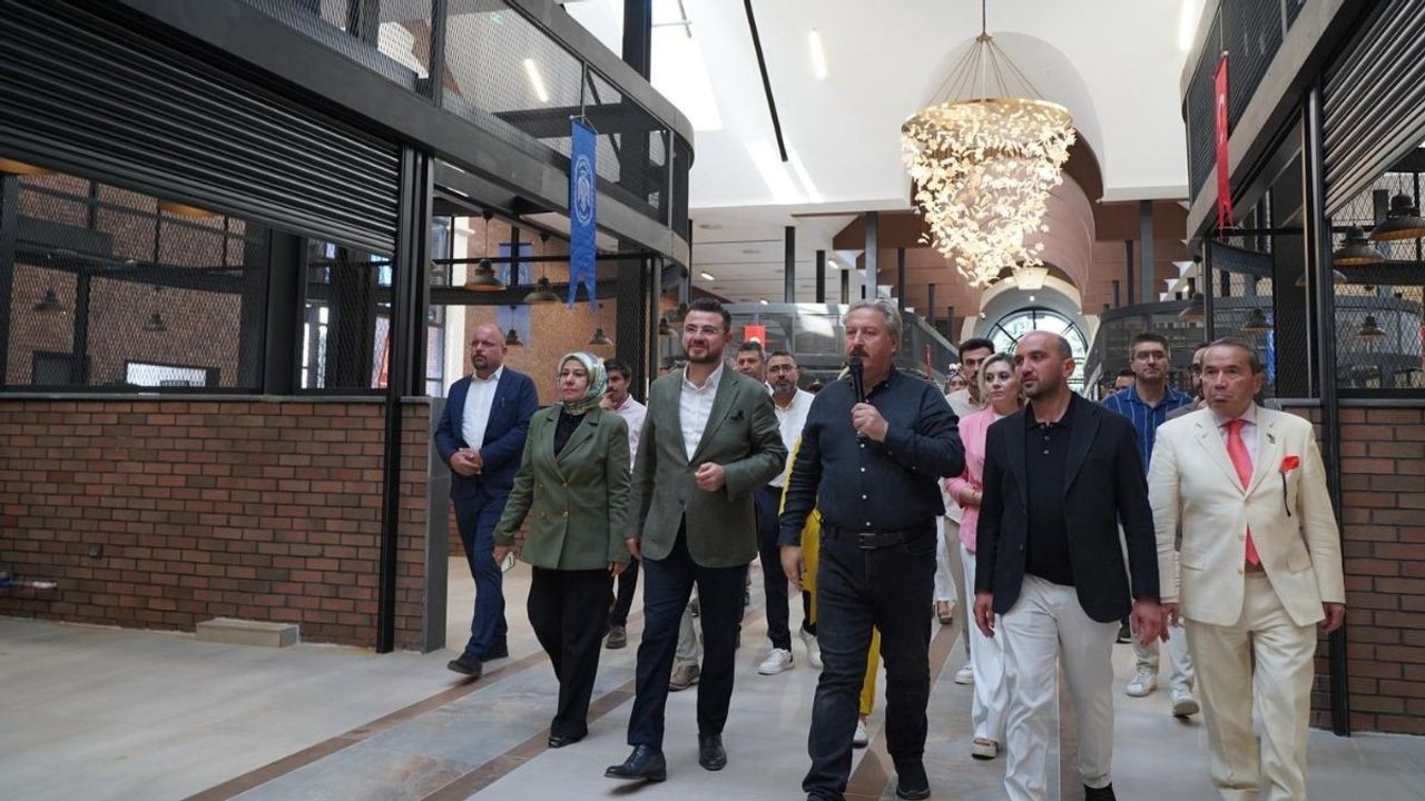 AK Parti Kayseri İl Başkanı Hüseyin Okandan, Çarşı Melikgazi’yi ziyaret etti