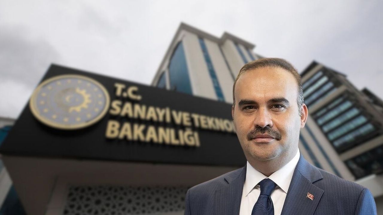 Bakan Kacır duyurdu! Market fiyatı uygulaması kullanıma açıldı