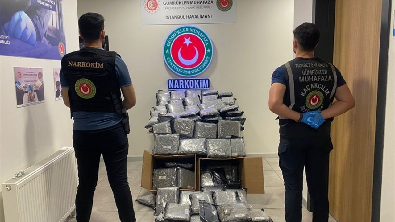 Bakanlık açıkladı: 41,7 milyar liralık kaçak eşya ele geçirildi