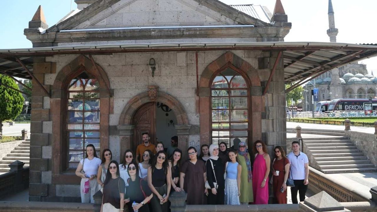 Kayseri’de Uluslararası Kültür Buluşması: Sırbistan’dan Gelen Öğrenciler Tarihe Yolculuk Yaptı