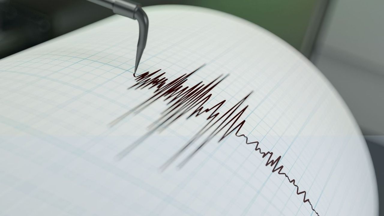 Son Dakika... Korkutan Deprem