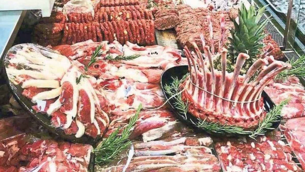 Kayseri’de kırmızı et zincir marketlerde rekor fiyata satılıyor!
