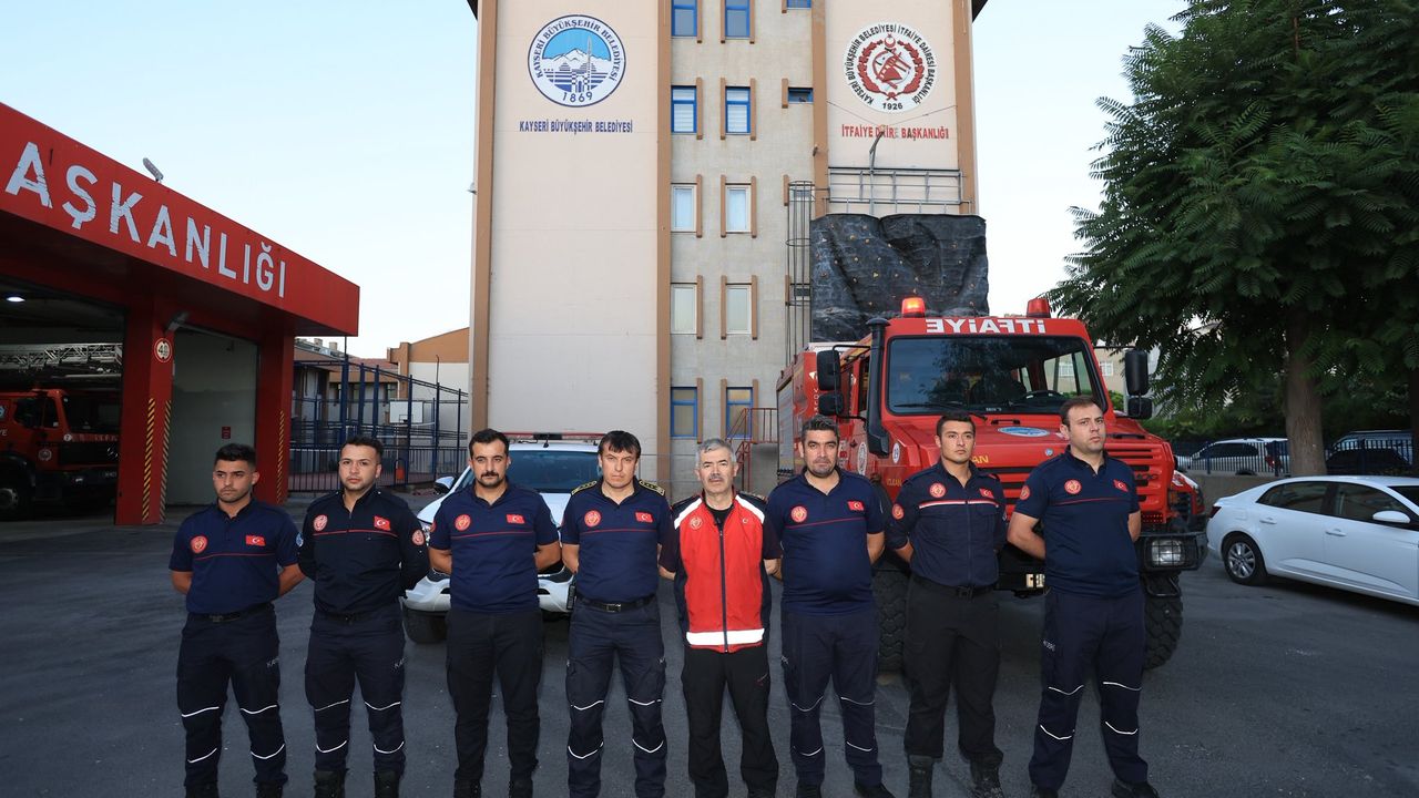Kayseri Büyükşehir orman yangınına müdahale için yola çıktı