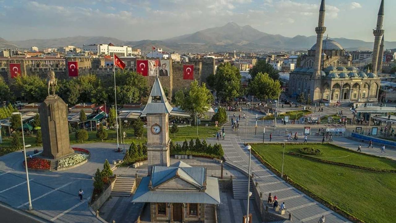 Kayseri’de sanat fırtınası: Kültür Yolu Festivali 89 etkinlikle geliyor!