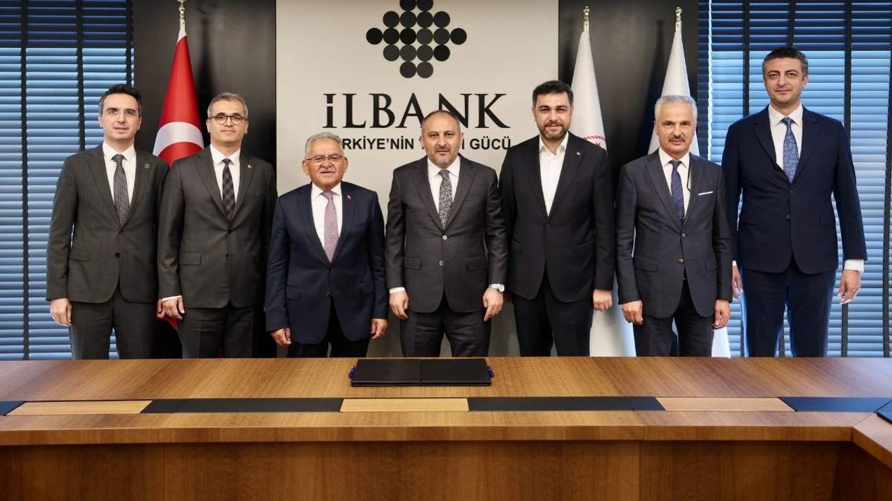 Kartal Kavşağı projesi için müjdeli haber geldi! Ankara'da imzalar atıldı