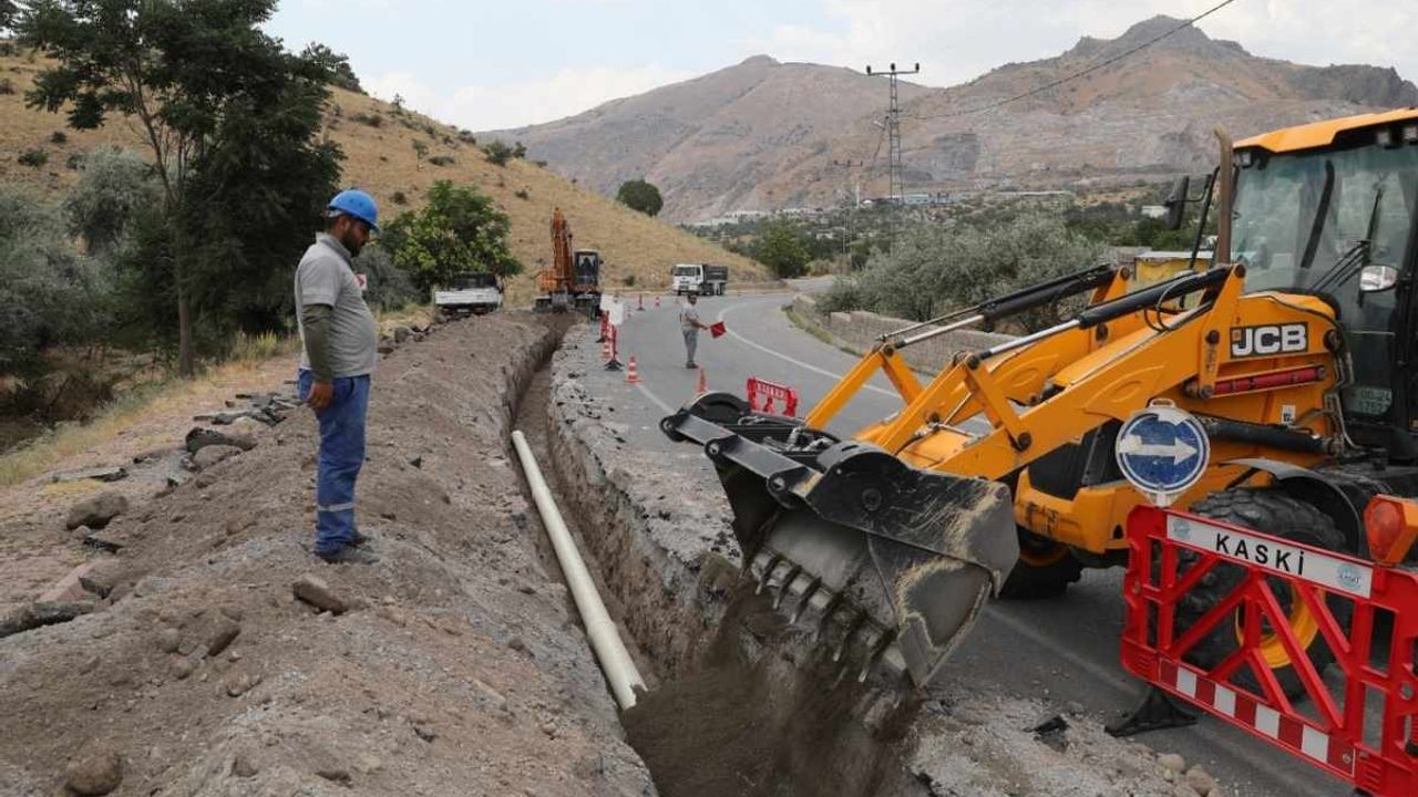 Kayseri'de alt yapı için harekete geçildi! Bin 555 metre uzunluğunda hat yapılıyor