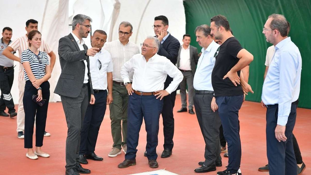 Kayseri’de spor yatırımları hız kesmiyor: Kapalı tenis kortları geliyor!