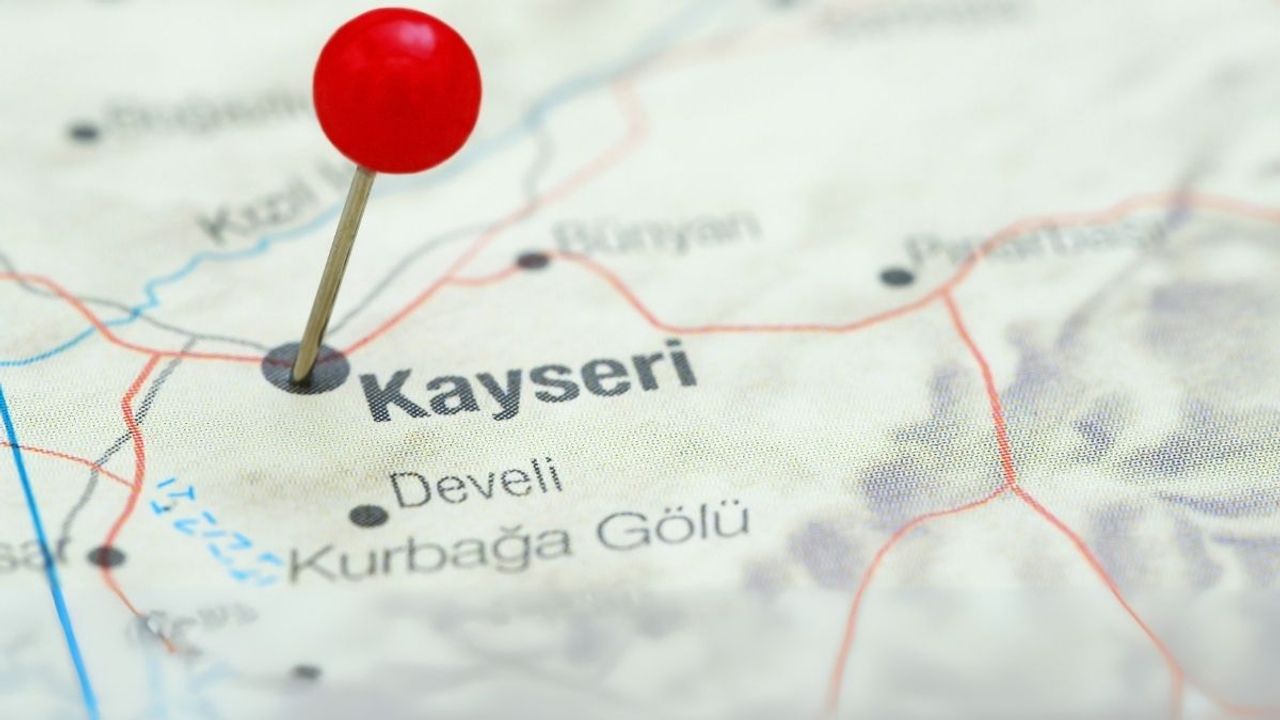 Kayseri’nin o ilçesinde alt yapı ve yol çalışmalarına tam gaz devam ediyor!