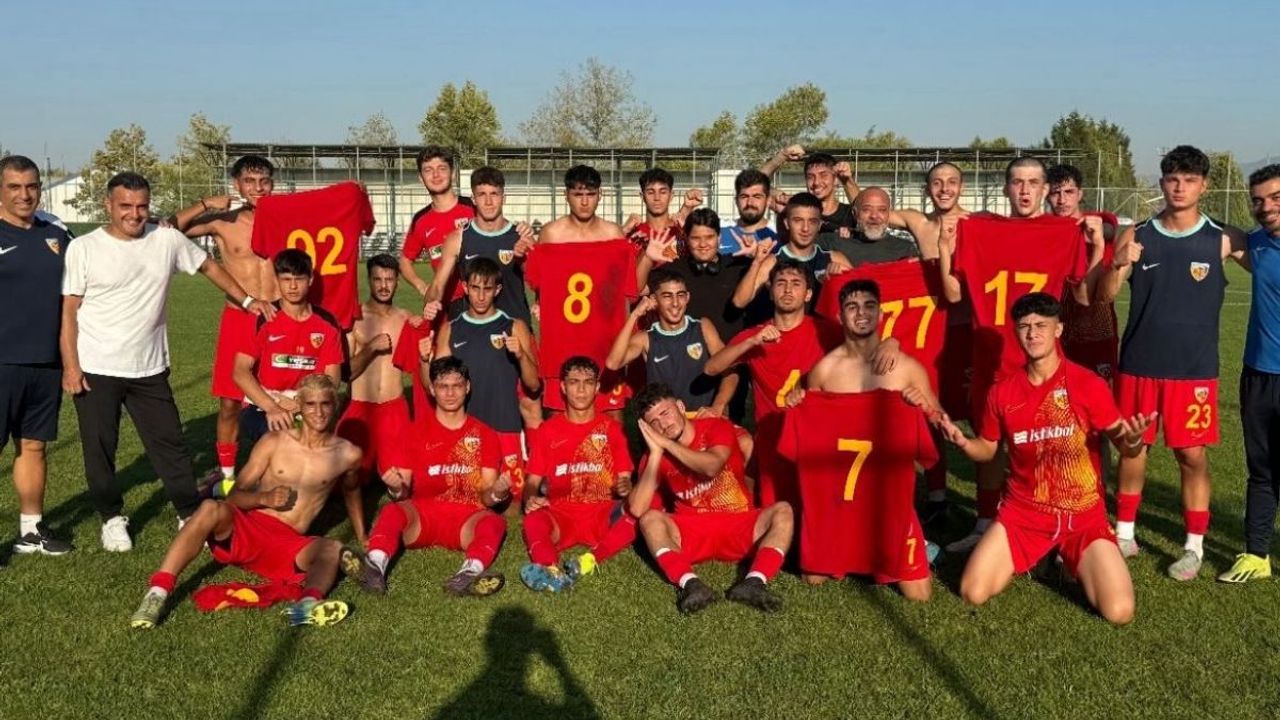 Kayserispor U19, Kocaelispor U19’u farklı geçti! 7-1’lik net galibiyet