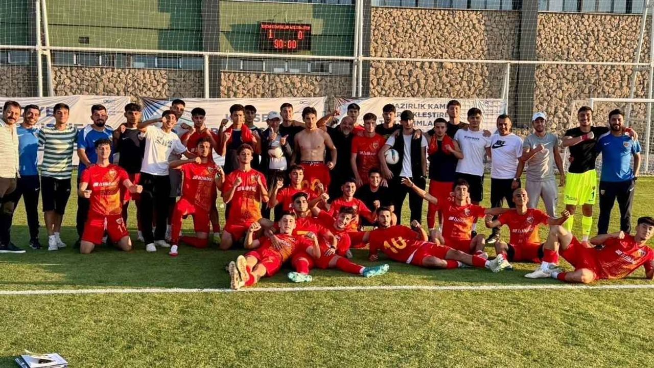 Kayserispor, Beşiktaş'ı tek golle geçti!