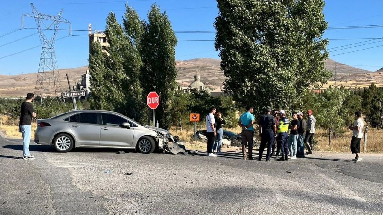 Bünyan'da kaza meydana geldi 2 kişi yaralandı