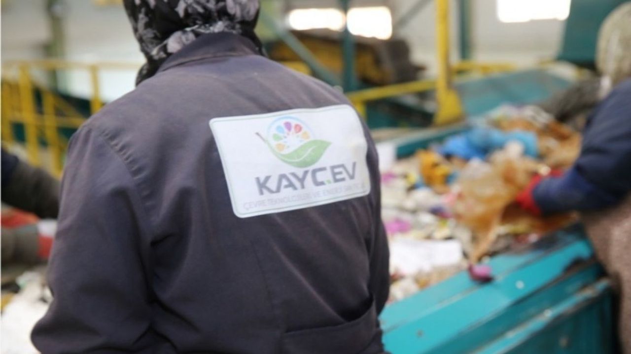 Kocasinan’da Türkiye’de ilk geri dönüşüm sistemi