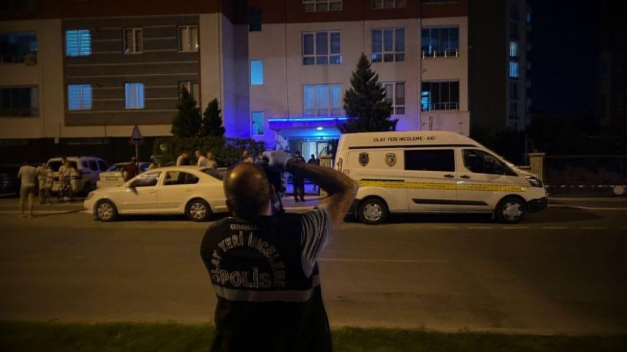 Kayseri'de 58 yaşındaki adam bileklerini keserek canına kıydı!