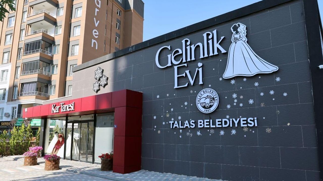 Kar Tanesi Gelinlik Evi Kayseri'de göz kamaştırıyor!