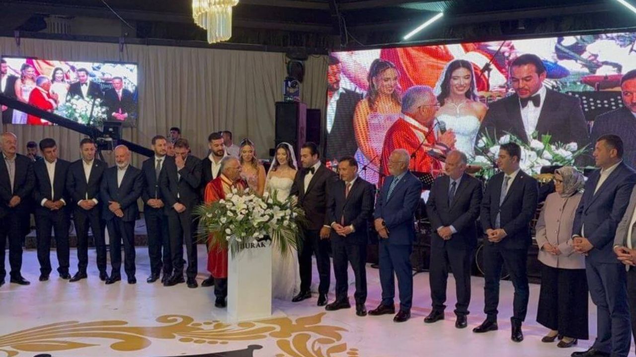 Kayseri'deki görkemli düğüne siyaset ve iş dünyası akın etti!