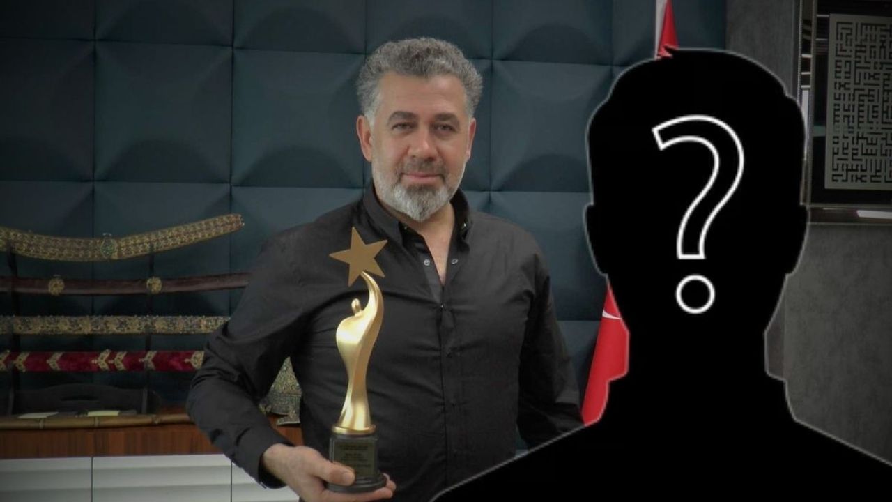 Kayserili iş insanı ve ünlü şarkıcıdan sürpriz buluşma! Ödül töreninde ortaya çıktı