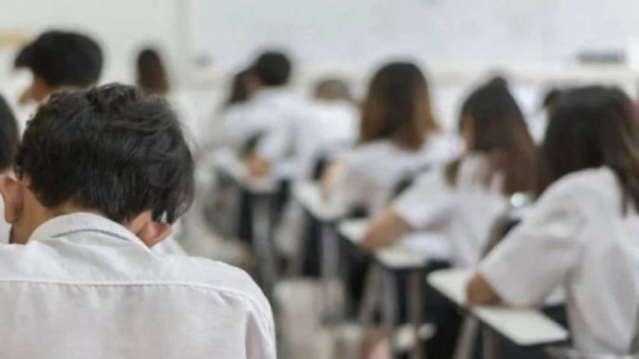 Öğrenci kılık kıyafet yönetmeliği yenilendi