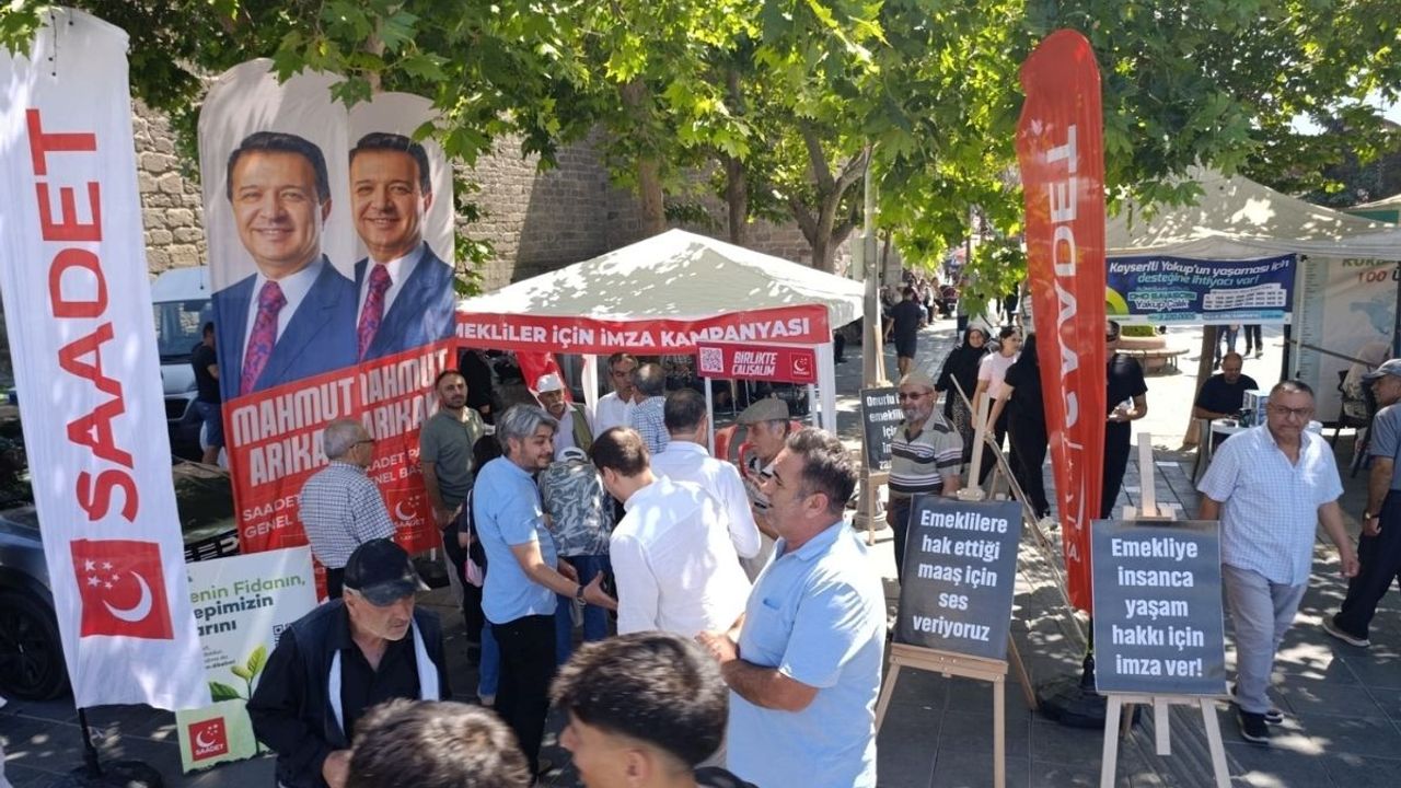 Saadet Partisi Melikgazi’den emekliler için imza kampanyası
