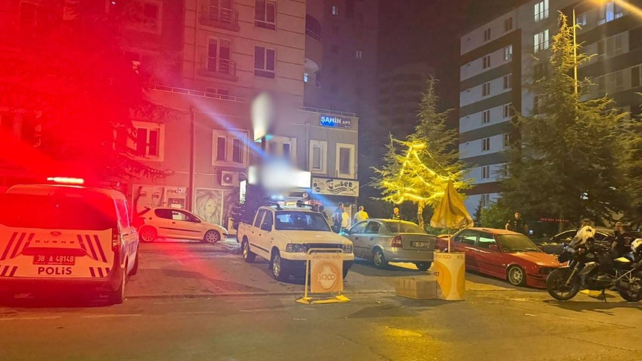 Kayseri’de gece yarısı tekel bayii olayı mahalleyi karıştırdı!
