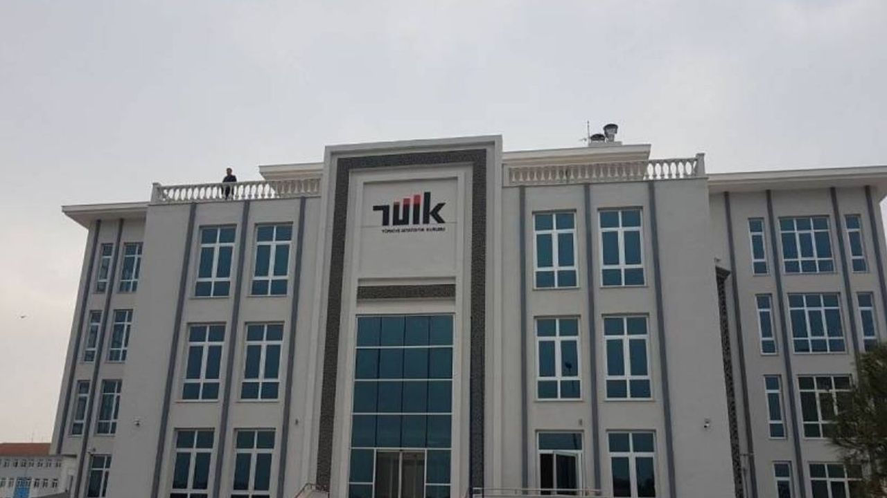 TÜİK açıkladı: Ticarette dikkat çeken yükseliş! En büyük artış bu alanda yaşandı