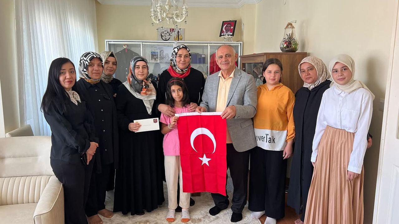 Cumhurbaşkanı Erdoğan Yahyalı'ya gönderdi: Mektuplarda ne yazıyor ?