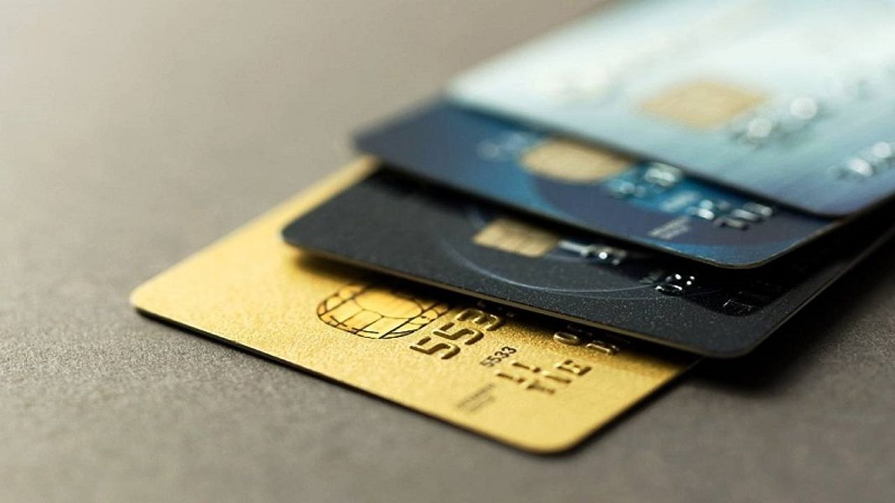 Ünlü banka hem gişe hem de ATM işlemlerini durdurdu