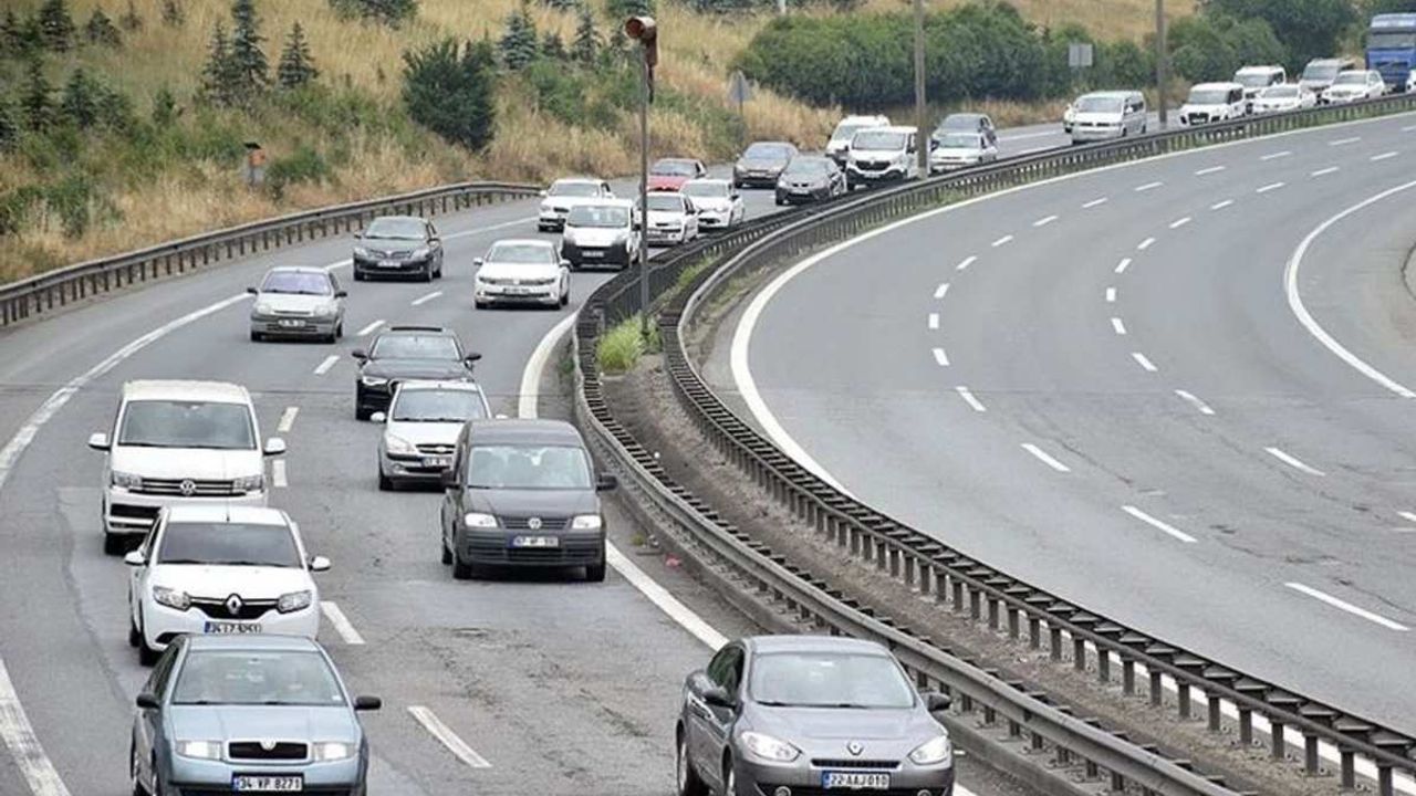Kayseri- Adana Arası kaç km ve kaç saat sürüyor?
