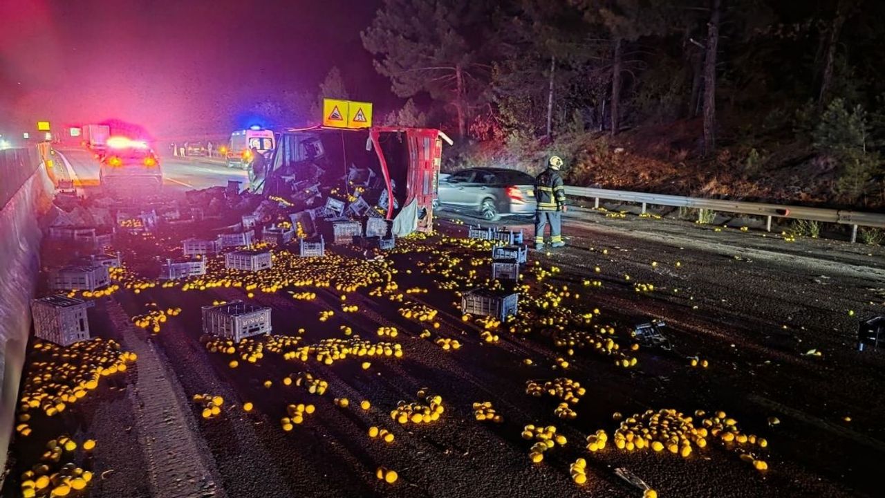 Adana-Pozantı otoyolunda zincirleme kaza: 1 ağır yaralı