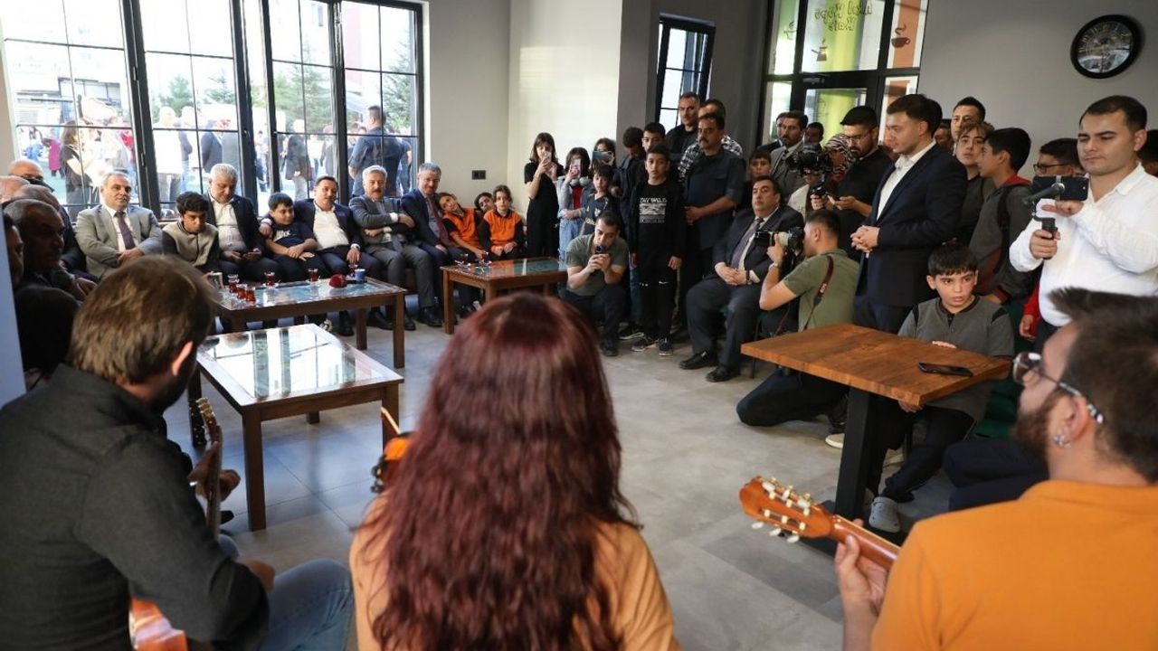 Beklenen o açılış gerçekleşti!