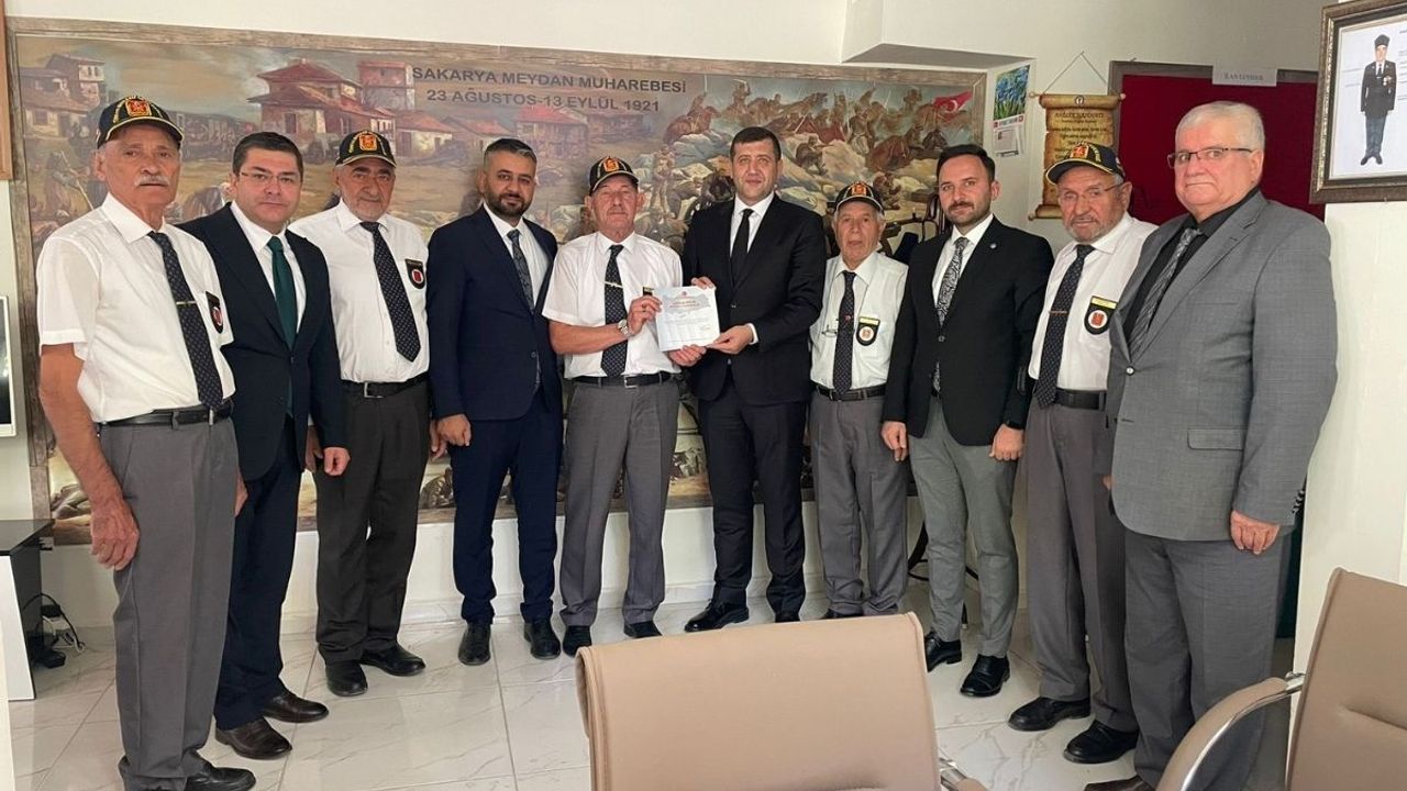 Baki Ersoy Karaman’da gazileri ziyaret etti