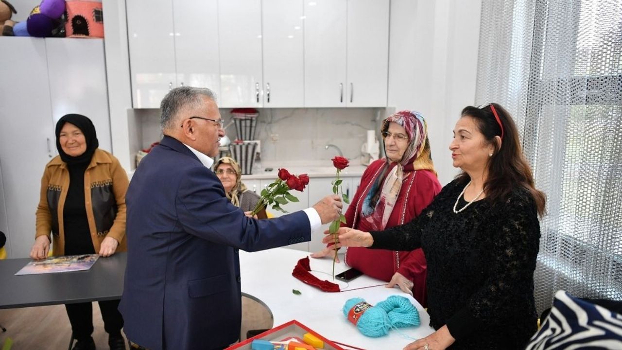 Başkan Büyükkılıç’tan ulu çınarlara vefa