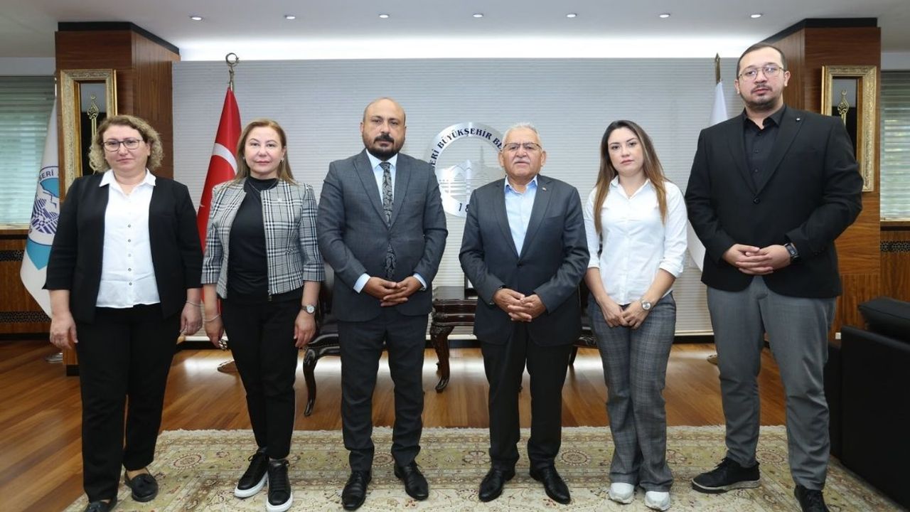 Başkan Büyükkılıç’tan STK ve oda temsilcilerine samimi ev sahipliği