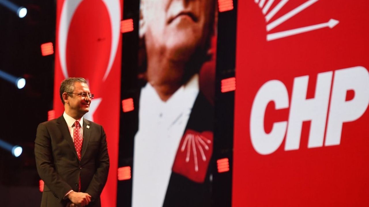CHP İstanbul il kongresi iptal edildi, Özgür Çelik ve yönetimi görevden alındı