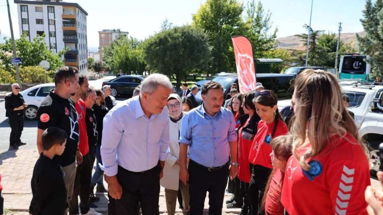 Kayseri Valisi Gökmen Çiçek, vatandaşlarla buluştu