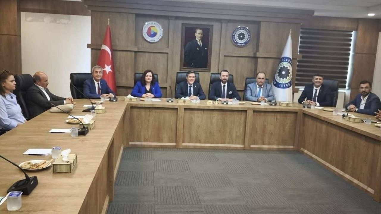 İYİ Parti'den oda ve derneklere ziyaret!