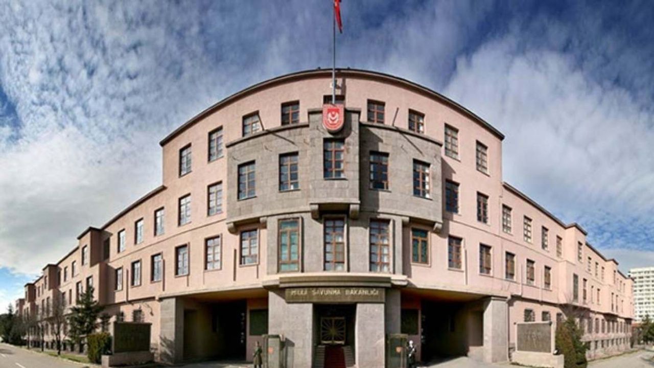 MSB’den 2025 yılı subay alımı başvuru kılavuzu yayımlandı!
