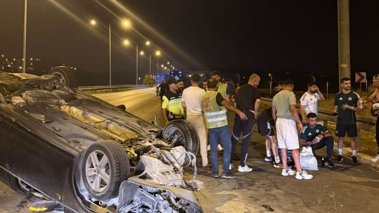 Erciyes 38 FK dönüş yolunda trafik kazasına karıştı!