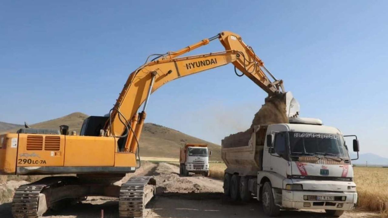 Erciyes Dağı’nda taşkın riskine karşı dev kuşaklama kanalı!