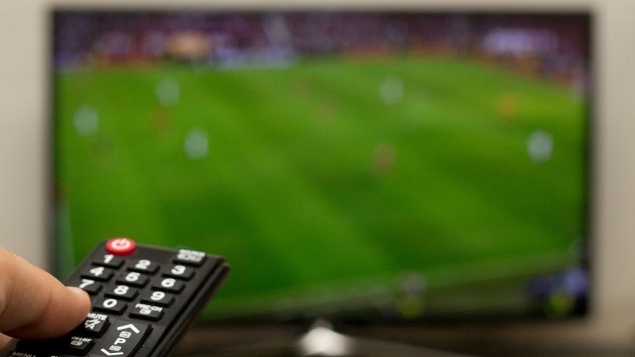 Kaçak yayınlara ilgi artıyor: Kaçak maç izlemenin cezası ne ?