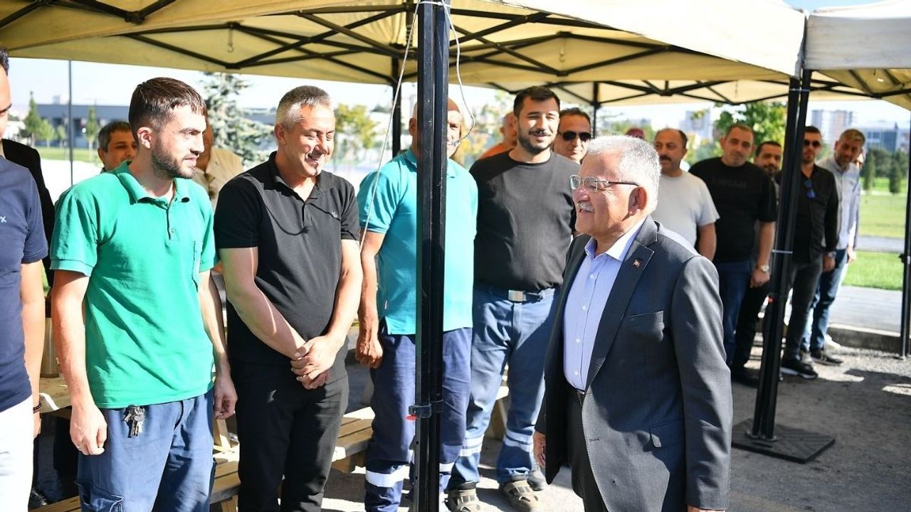 Başkan Büyükkılıç: ‘Kayseri belediyecilikte model şehir’