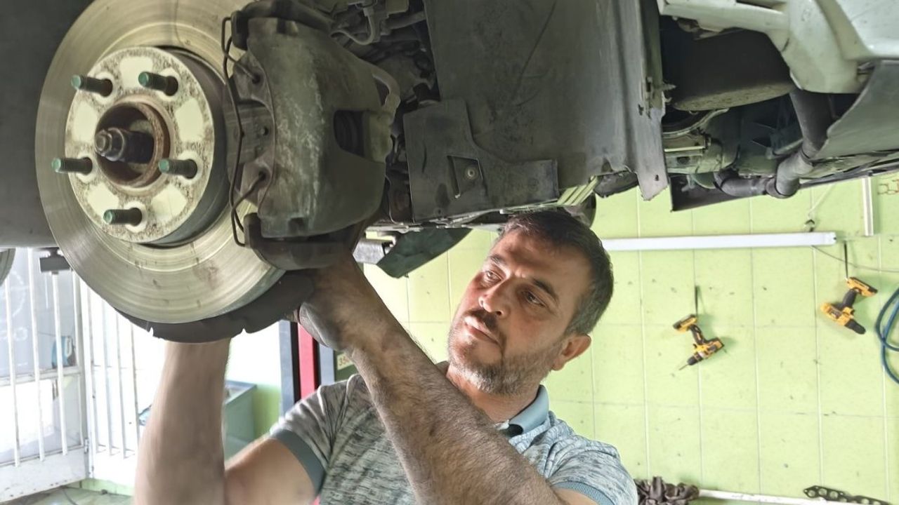 Kayseri’de araçlardaki yağ kaçağı yangın riski oluşturuyor