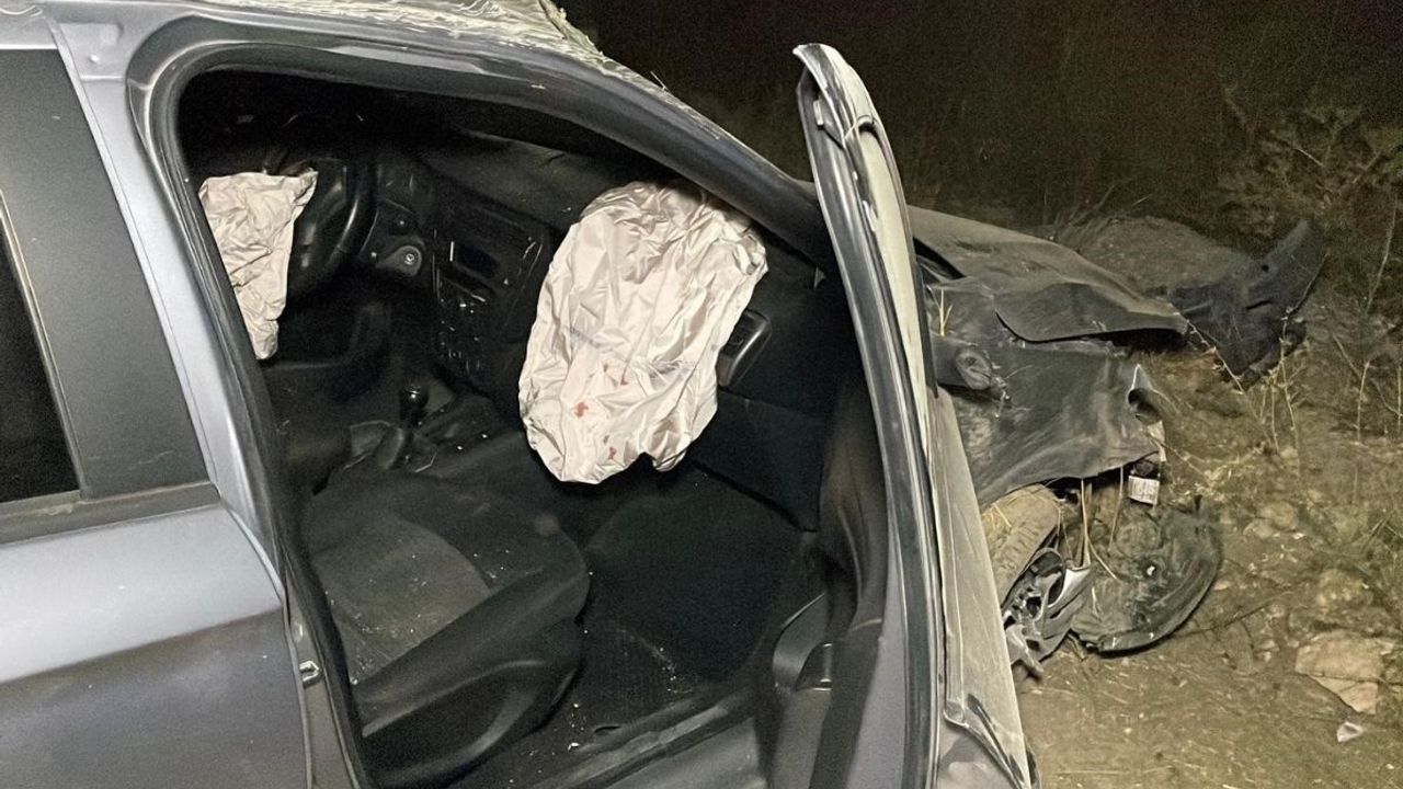 Konya’da otomobil tarla yoluna takla attı: 1 yaralı