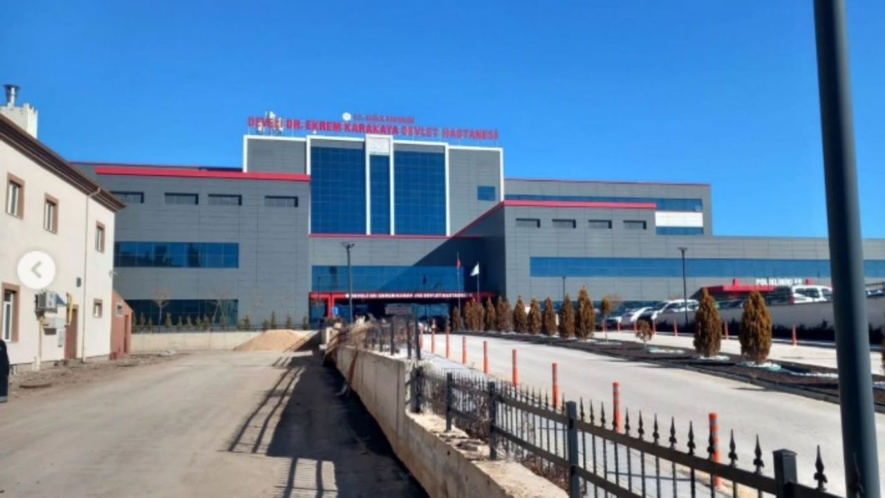 Kayseri'de artık hastanede tuvalete giren herkes bu soruya cevap veriyor!
