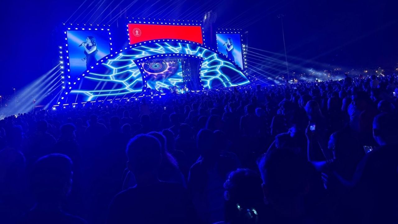 Kayseri’de nefes kesen gece: Otoparklar doldu taştı, yer yerinden oynadı!