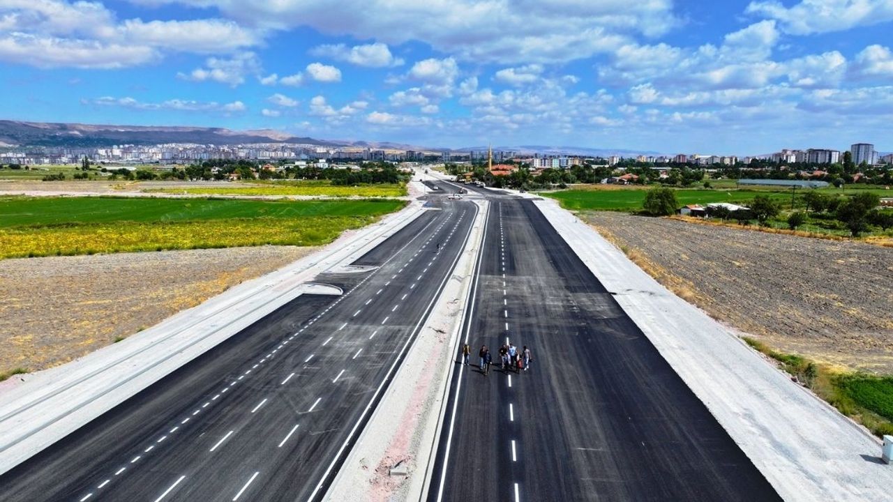 Kayseri’ye 200 milyon TL’lik ulaşım atağı! Osman Kavuncu Erkilet'e bağlanıyor