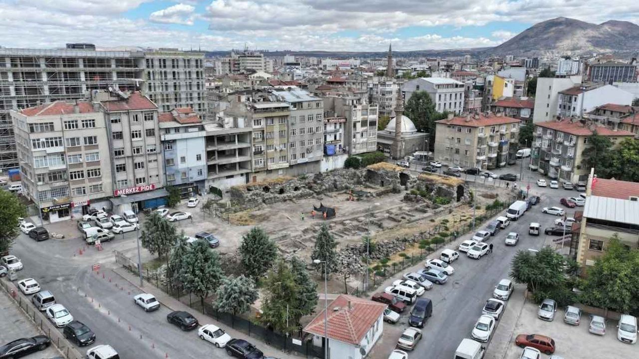 Kocasinan’da tarihi medrese yeniden hayat bulacak