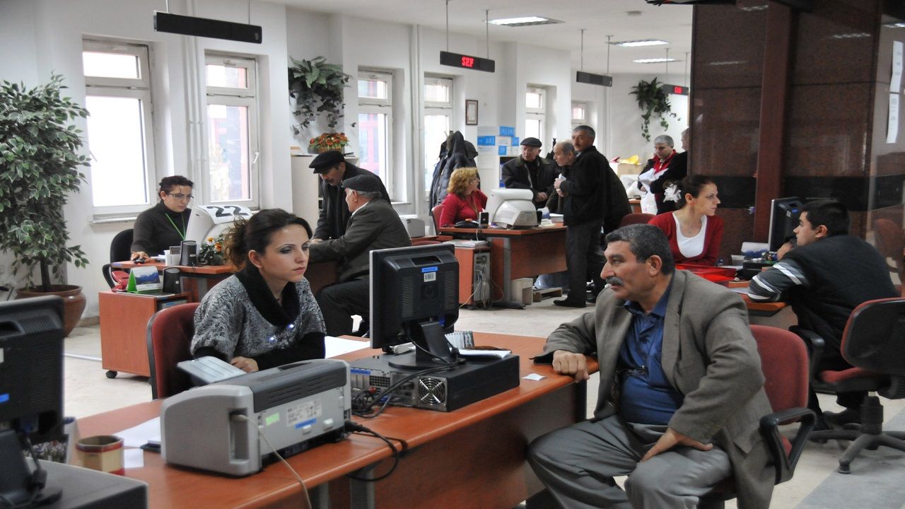 İşçiler ve patronlar dikkat: Çalışma şekli resmen değişiyor